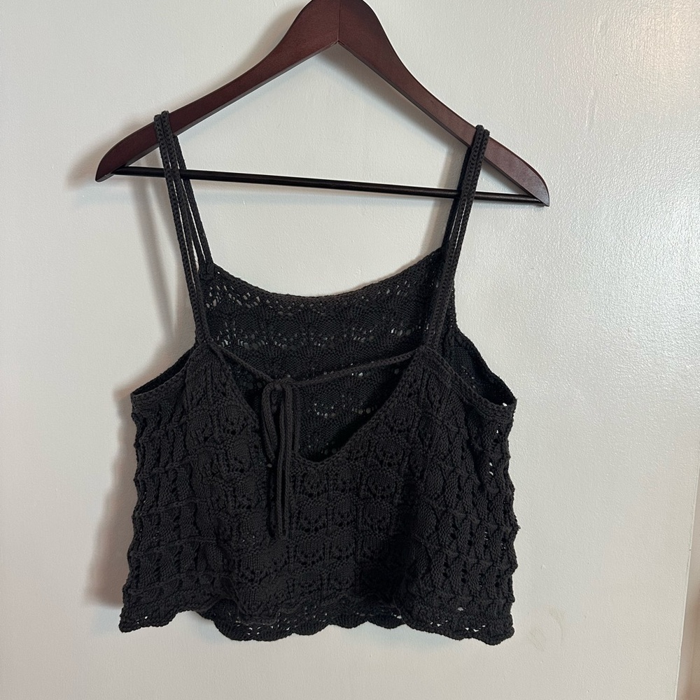 Women’s crochet halter